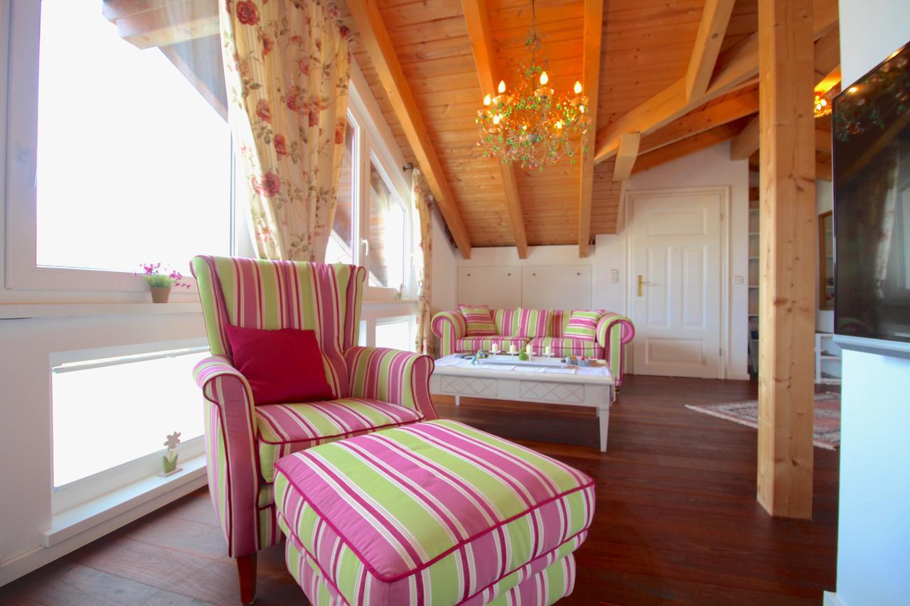 Himmelschloesschen & Chalet Rose Γκάρμις-Παρτενκίρχεν Εξωτερικό φωτογραφία