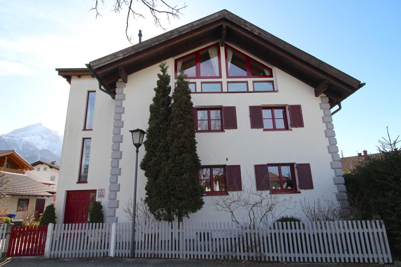 Himmelschloesschen & Chalet Rose Γκάρμις-Παρτενκίρχεν Εξωτερικό φωτογραφία